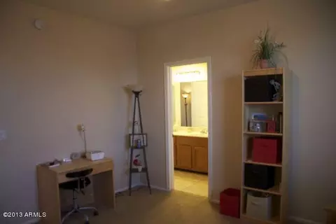 325 W Smoke Tree Rd, Gilbert, AZ 85233 photo 35
