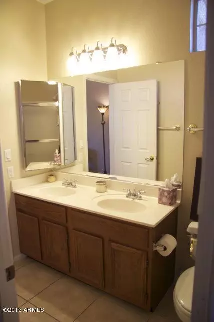 325 W Smoke Tree Rd, Gilbert, AZ 85233 photo 36