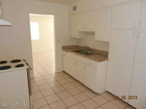 2202 W Devonshire Ave, Phoenix, AZ 85015 photo 2