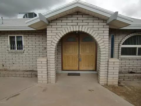 2834 E Dahlia Dr, Phoenix, AZ 85032 photo 1