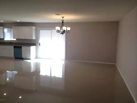 513 Ellis Dr, Tempe, AZ 85282 photo 5