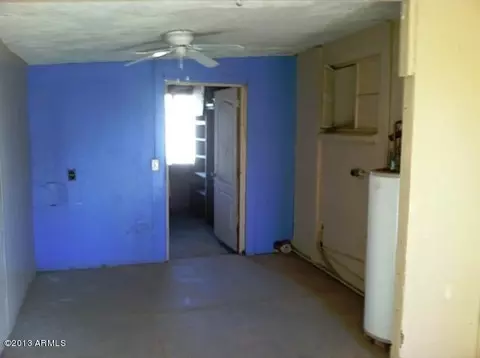 2424 W Cody St, Apache Junction, AZ 85120 photo 5