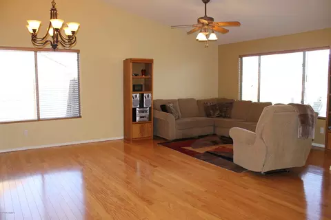 8511 E Ocaso Ave, Mesa, AZ 85212 photo 3
