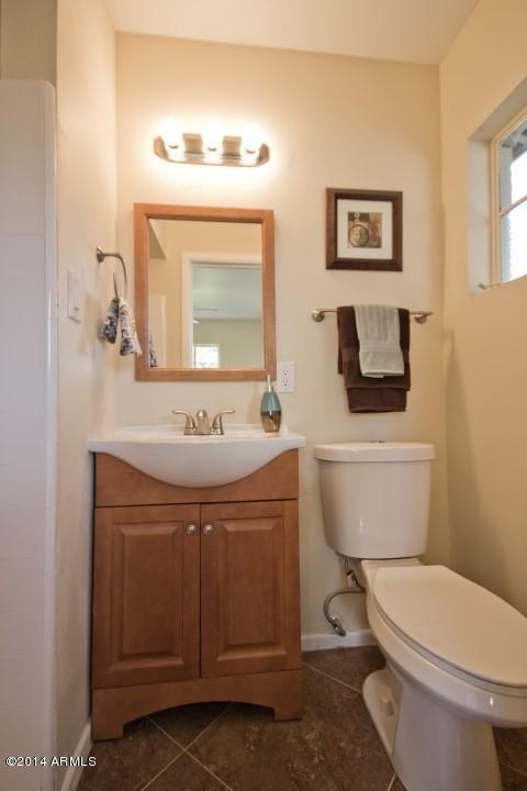 4427 E Almeria Rd, Phoenix, AZ 85008 photo 16