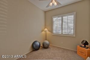 4830 E Robin Ln, Phoenix, AZ 85054 photo 35