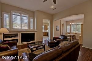 4830 E Robin Ln, Phoenix, AZ 85054 photo 7