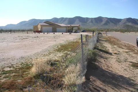 11157 W Hilltop Dr #002, Casa Grande, AZ 85193