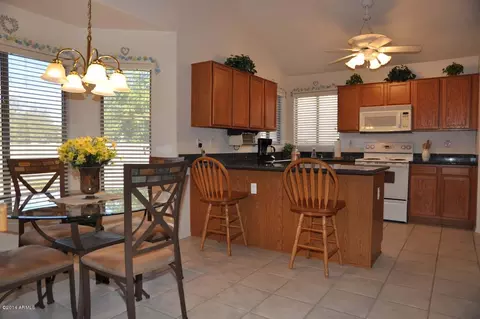 6438 W Briles Rd, Phoenix, AZ 85083 photo 4