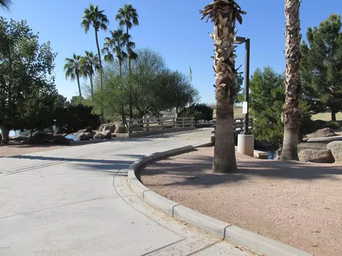1009 E Hearne Way, Gilbert, AZ 85234 photo 14