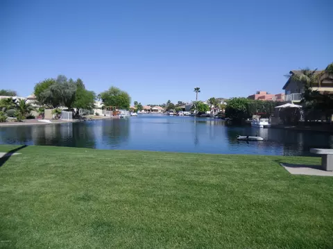 1009 E Hearne Way, Gilbert, AZ 85234 photo 25