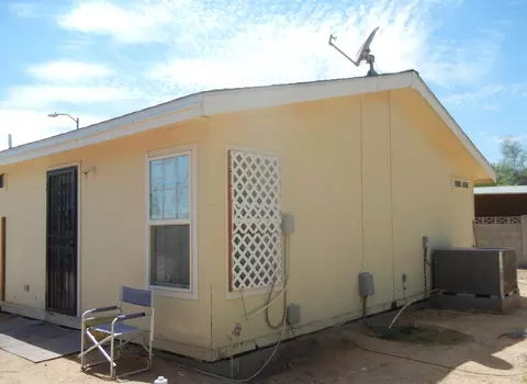 2534 E Behrend Dr, Phoenix, AZ 85050 photo 2