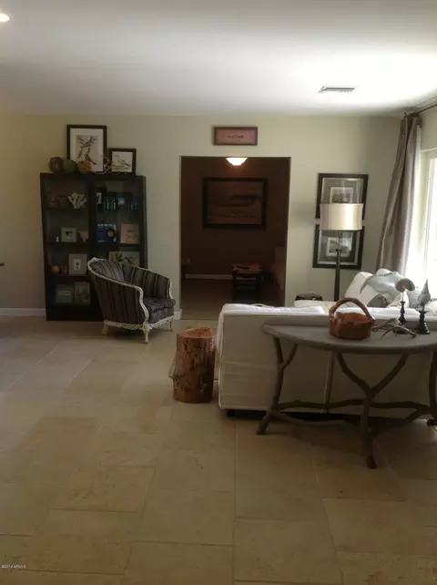 1030 E Glenn Dr, Phoenix, AZ 85020 photo 3