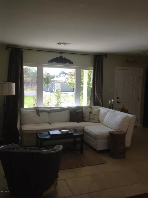 1030 E Glenn Dr, Phoenix, AZ 85020 photo 4