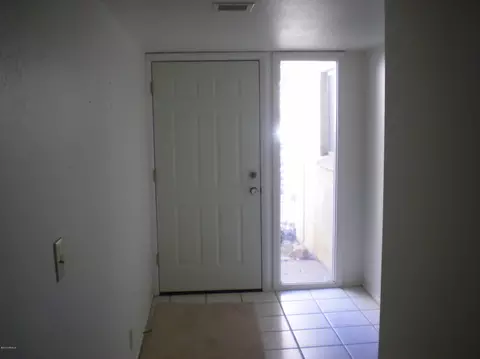 17 E Loma Ln, Phoenix, AZ 85020 photo 9