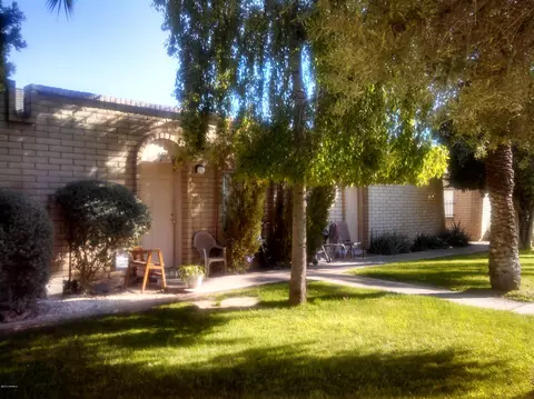 417 S Mitchell Dr, Tempe, AZ 85281 photo 3