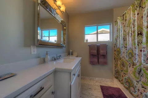 3013 N 55th Pl, Phoenix, AZ 85018 photo 15