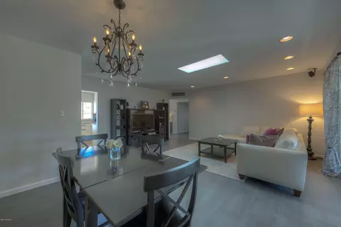 3013 N 55th Pl, Phoenix, AZ 85018 photo 5