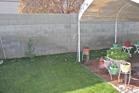 209 E Danbury Rd, Phoenix, AZ 85022 photo 3