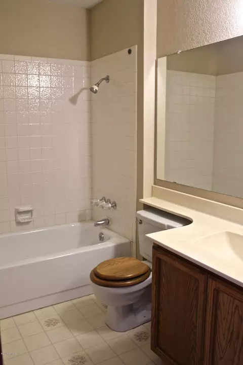 209 E Danbury Rd, Phoenix, AZ 85022 photo 12