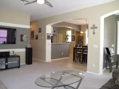 1431 E Ian Dr, Phoenix, AZ 85042 photo 5