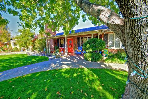 232 E Medlock Dr, Phoenix, AZ 85012 photo 4
