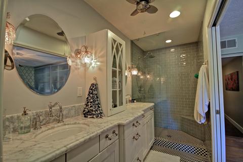 232 E Medlock Dr, Phoenix, AZ 85012 photo 24