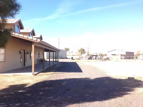 2925 E Superstition Dr, Gilbert, AZ 85297 photo 2