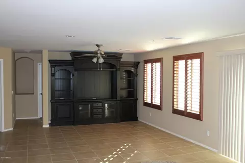 2261 E Cochise Ave, Apache Junction, AZ 85119 photo 9
