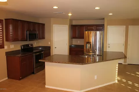 2261 E Cochise Ave, Apache Junction, AZ 85119 photo 13