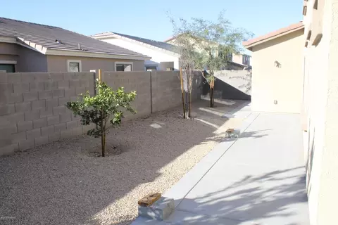 2261 E Cochise Ave, Apache Junction, AZ 85119 photo 28