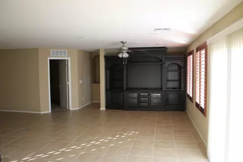 2261 E Cochise Ave, Apache Junction, AZ 85119 photo 6