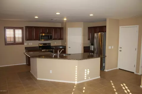 2261 E Cochise Ave, Apache Junction, AZ 85119 photo 15