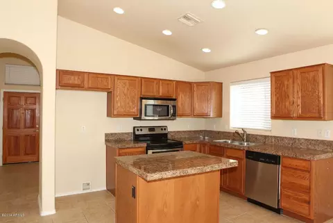 770 S Paustian Cir, Apache Junction, AZ 85120 photo 5