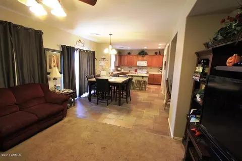 2000 S Falcon Dr, Gilbert, AZ 85295 photo 8