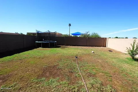 2000 S Falcon Dr, Gilbert, AZ 85295 photo 12
