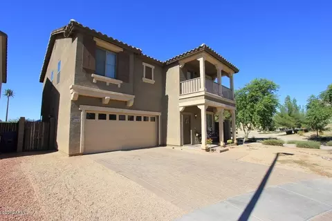 2000 S Falcon Dr, Gilbert, AZ 85295 photo 2