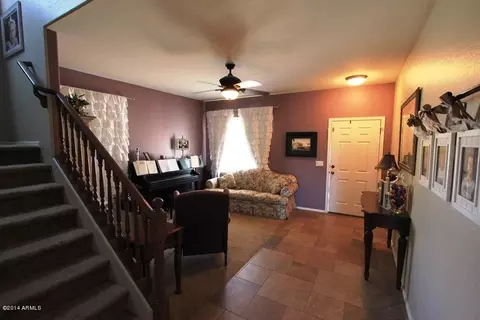 2000 S Falcon Dr, Gilbert, AZ 85295 photo 5