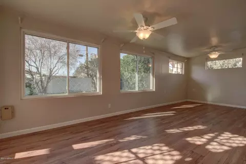 9620 N 3rd Dr, Phoenix, AZ 85021 photo 15