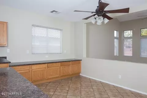 1362 E Cassia Ln, Gilbert, AZ 85298 photo 5