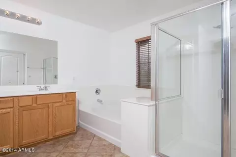 1362 E Cassia Ln, Gilbert, AZ 85298 photo 9