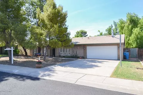 131 E Sharon Ave, Phoenix, AZ 85022 photo 3