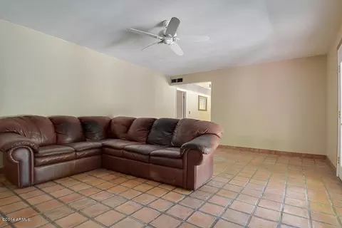 131 E Sharon Ave, Phoenix, AZ 85022 photo 8