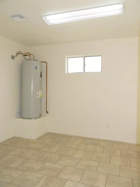 1833 E Sunland Ave, Phoenix, AZ 85040 photo 14