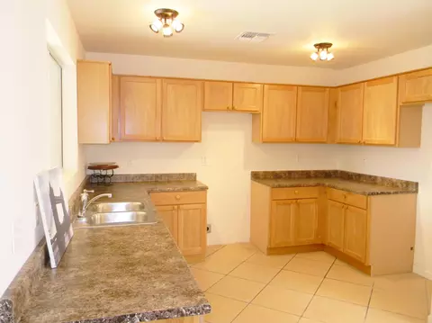 1833 E Sunland Ave, Phoenix, AZ 85040 photo 6