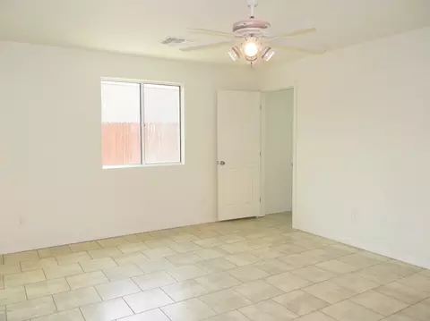 1833 E Sunland Ave, Phoenix, AZ 85040 photo 8