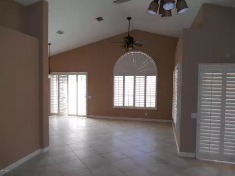 6431 E Redmont Dr, Mesa, AZ 85215 photo 3