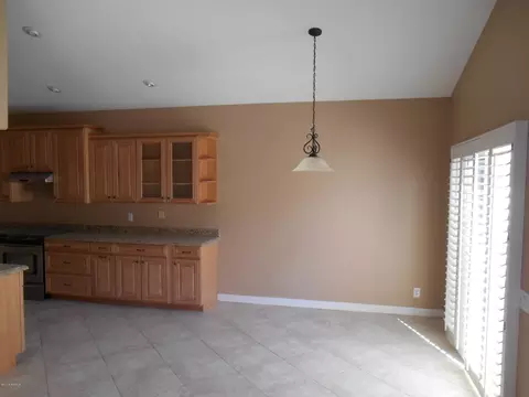 6431 E Redmont Dr, Mesa, AZ 85215 photo 4