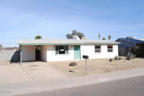 3326 E Claire Dr, Phoenix, AZ 85032 photo 2
