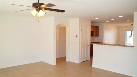 3121 E Mobile Ln, Phoenix, AZ 85040 photo 7