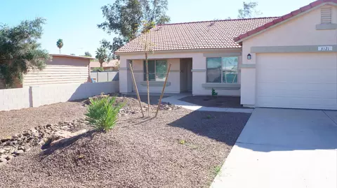 3121 E Mobile Ln, Phoenix, AZ 85040 photo 4